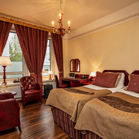 Hotel Astor Вааса Экстерьер фото